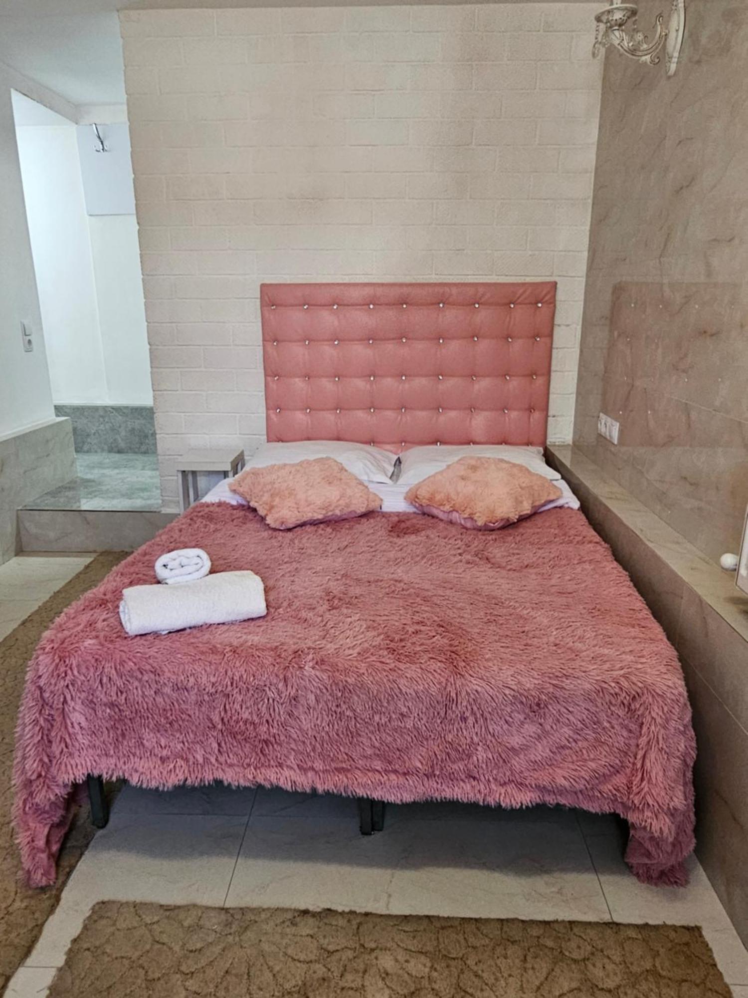 Rose Studio Kišiněv Exteriér fotografie
