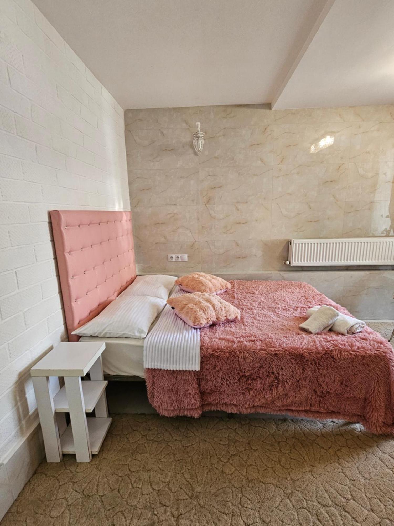 Rose Studio Kišiněv Exteriér fotografie